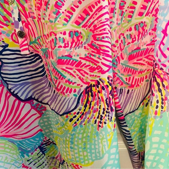Lilly Pulitzer Vibrant Floral Blouse NWT! - Picture 4 of 7